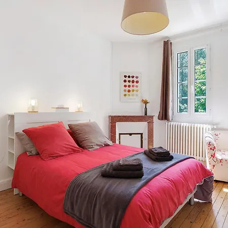 D'hotes Chapetit Bed & Breakfast